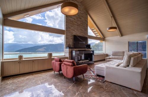 Mangaratiba House | Casa com Piscina, Churrasqueira e Vista