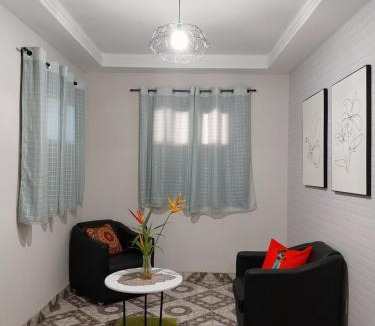Campos House | Casa espaçosa com Wi-Fi, garagem para 2 veículos e área externa em Campos dos Goytacazes