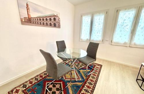 Camisano Vicentino Apartment | Casa fiorita