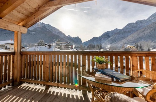Valle San Silvestro Apartment | Casa Flora