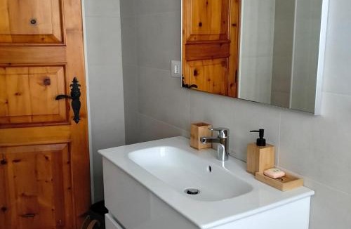Casargo Apartment | Casa Monte Muggio