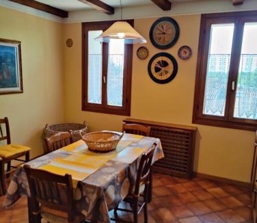 Solighetto Apartment | Casa Monte Villa