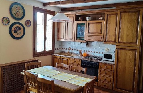 Solighetto Apartment | Casa Monte Villa