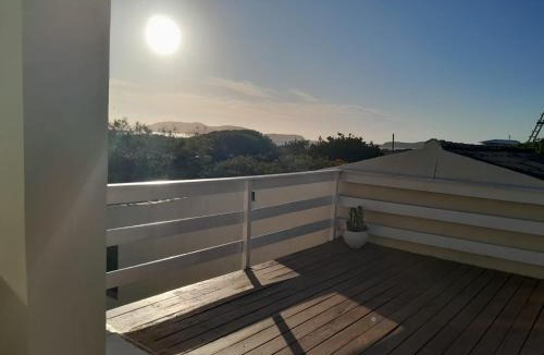 Pero House | Casa para Grupos no Peró Cabo Frio Perto da Praia