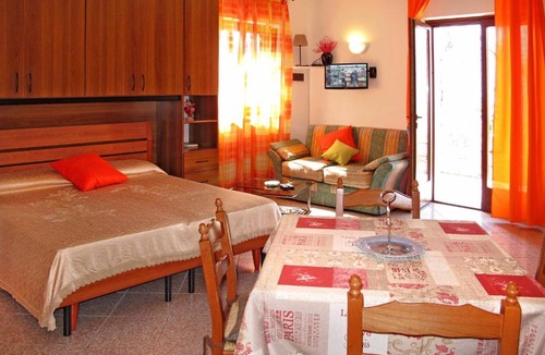 Magugnago Apartment | Casa Valenti 120S