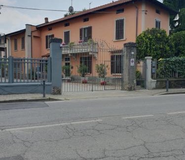 Capriate San Gervasio Apartment | Casetta Serena