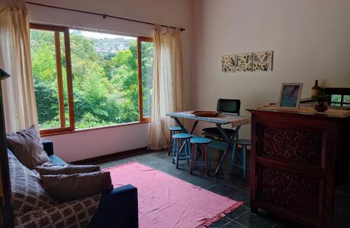 Albuquerque House | Casinha no Vale Feliz