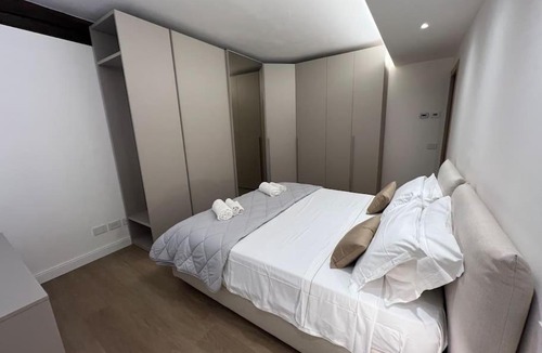 Ferrara Historic Centre Apartment | Castello Estense Luxury Apartment - Centro