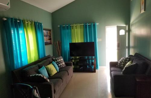 Caribbean Estates House | Caymanas estate beautiful two bedroom suites