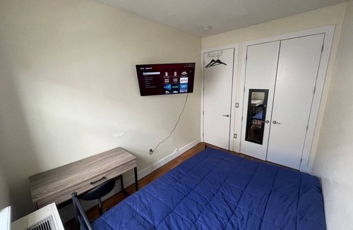 Bushwick Apartment | Central Bushwick Room.