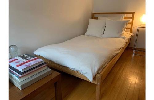 Boerum Hill Apartment | Central Carroll Gardens neighborhood, 2 bed duplex Apt.