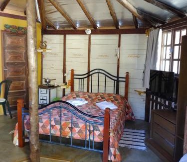 Lumiar Ski Chalet | CHALE e SUÍTE com Mimos Café Manhã
