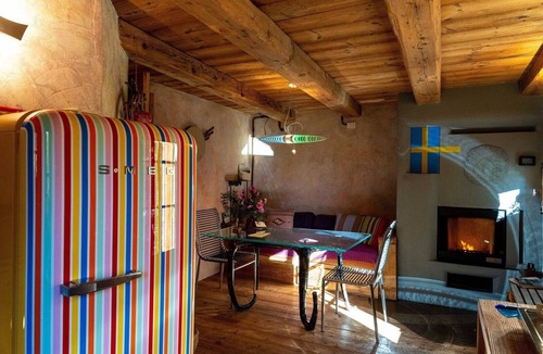 Valtellina House | Chalet 'Atmosfera Res Albert' with Mountain Views, Wi-Fi and Garden