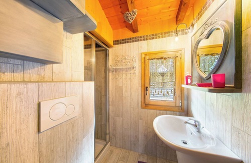 Forno di Zoldo Ski Chalet | Chalet 'Orserose I Fer Da Stir' with Mountain View, Shared Terrace and Wi-Fi
