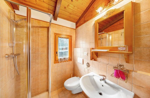 Forno di Zoldo Ski Chalet | Chalet 'Orserose I Fus' with Mountain View, Shared Terrace and Wi-Fi