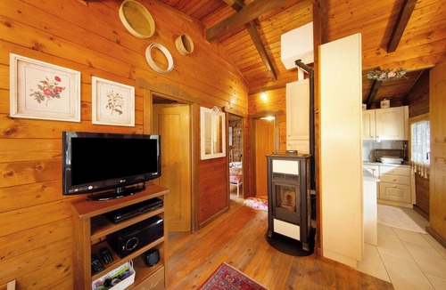 Forno di Zoldo Ski Chalet | Chalet 'Orserose Al Vant' with Mountain View, Shared Terrace and Wi-Fi