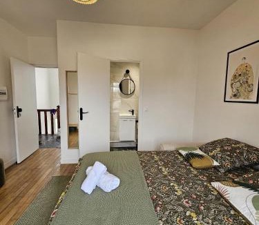 Pierrefitte-sur-Seine House | Chambre verte proche de stade de France