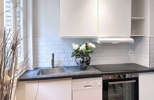 8th Arrondissement Apartment | Champs-Elysees - Deluxe apartment with elevator