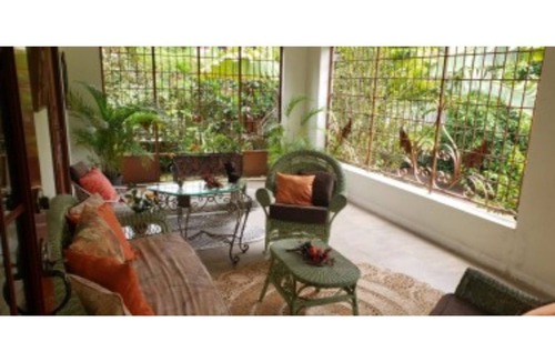 Eastwood Park House | Charlton Garden Villa