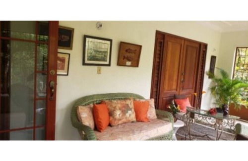 Eastwood Park House | Charlton Garden Villa