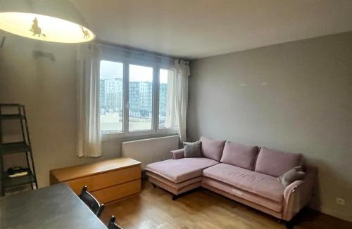 Louis Bertrand-Mirabeau-Semard Apartment | Charmant appartement à 2 min de Paris