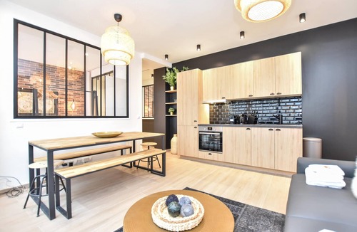 Quartier de Rochechouart Apartment | Charmant appartement - 3BR/8P - South Pigalle