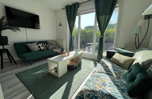 Serris Apartment | Charmant studio à 7 min de Disney