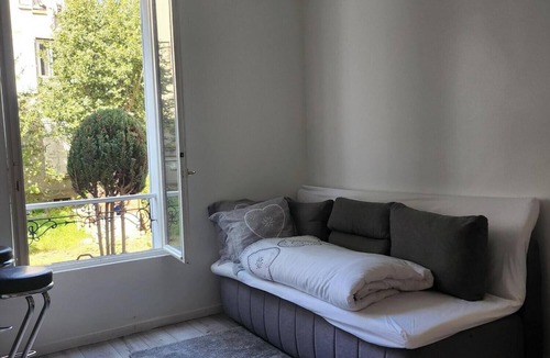 Villeneuve-Saint-Georges Apartment | Charming Apartment