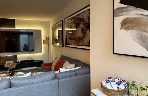 East Harlem Apartment | Charming 1-bedroom apartment in awesome New York with WiFi, AC, fitness room