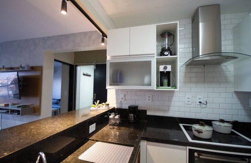 Praia Grande Apartment | Charming apartment with AC and ocean view.