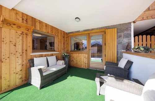 Vigo di Fassa Apartment | Charming Apartment “Majon d’Aisciuda Marmolada” with Mountain View