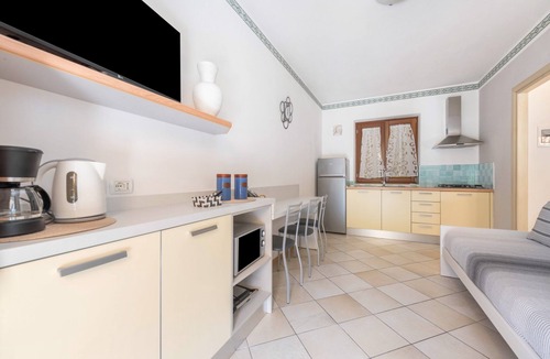 Tremosine Apartment | Charming Apartment “Residence Tatiana A2” with Pool, Terrace, Mountain View & Wi-Fi
