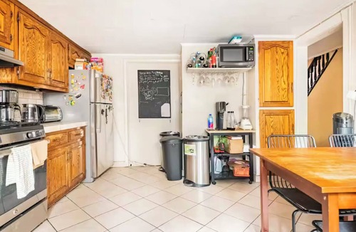 Williamsburg House | Charming bedroom with lofted bed in Vibrant Williamsburg, Brooklyn with roomates