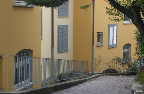 Bellagio Apartment | Charming Lake View Apartment with balcony close to the center