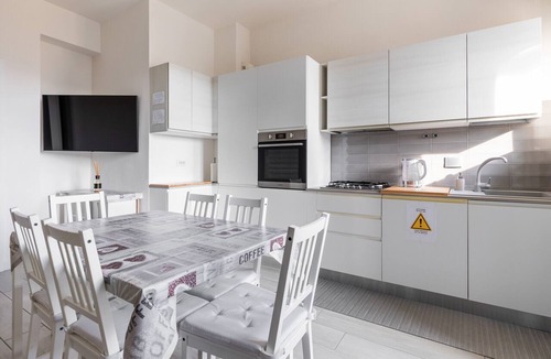 Fossolo Apartment | Charming Mazzini Apartment by Wonderful Italy