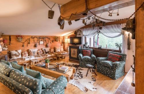 Cortina d'Ampezzo Apartment | Charming penthouse with breathtaking views