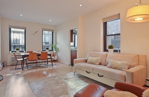 Midtown West Apartment | Chic 1-bedroom with WiFi & AC in vibrant New York