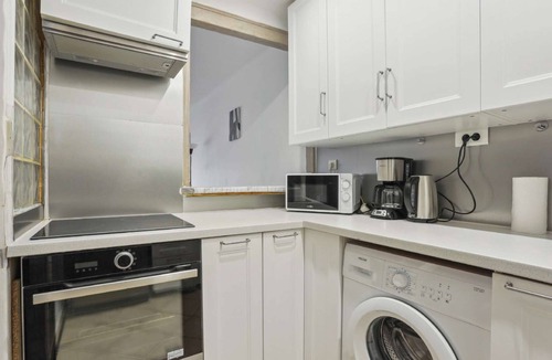 Fontenay-aux-Roses Apartment | Chic and spacious appartment with balcony