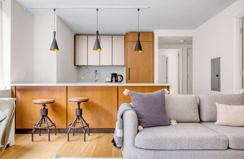 Sutton Place Apartment | Chic Midtown East 2BR w/Elevator, Doorman & Gym, near UN, by Blueground