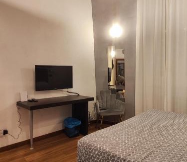 Rione VII Regola Apartment | Chroma Italy - Chroma Apt Campo de' Fiori