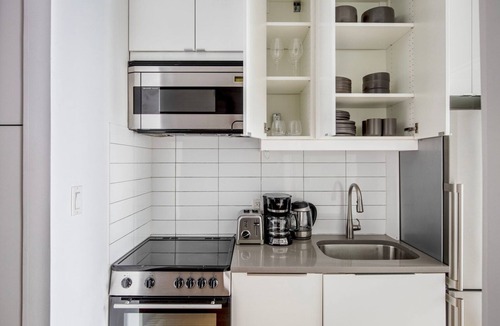 Bowery Apartment | Classic LES 1BR w/W/D, walk to SoHo & Nolita, by Blueground