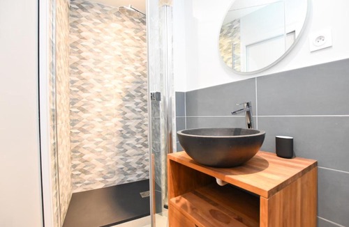 Quartier de Rochechouart Apartment | CMG Poissonnière - Barbès Rochechouart