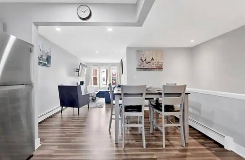 Queens Apartment | Coastal Breeze in the Rockaways + Cozy Beach Getaway: