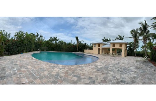 Bahamia West Condo | Coastal Charm Waterfront