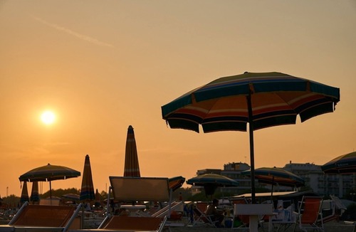 Bibione Apartment | Colourful and practical flat in Bibione