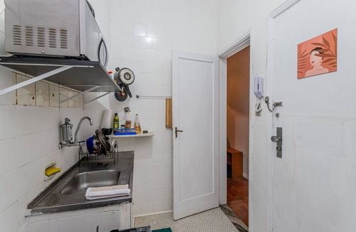 Copacabana Apartment | Comfort Cup - 4 Guests Comfort and Leisure