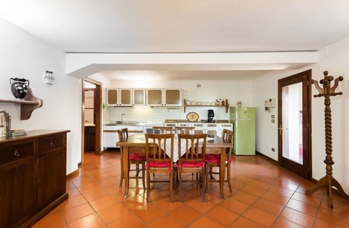 Farra di Soligo Apartment | Comfortable 80 sq m apartment in the center with garden and parking.