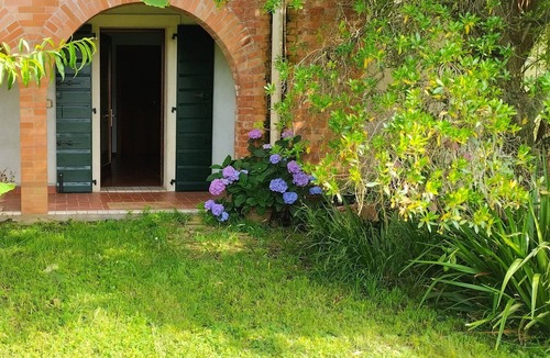 Farra di Soligo Apartment | Comfortable 80 sq m apartment in the center with garden and parking.