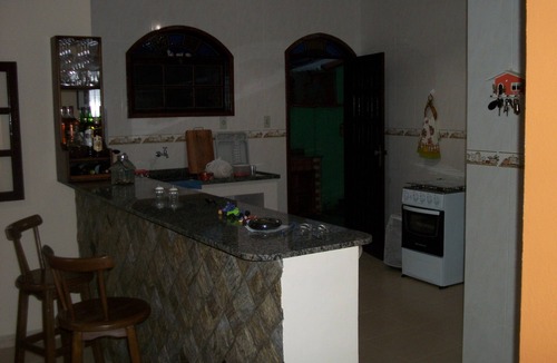 Barra de Sao Joao House | Comfortable beach house with barbecue area, close to the river and the sea