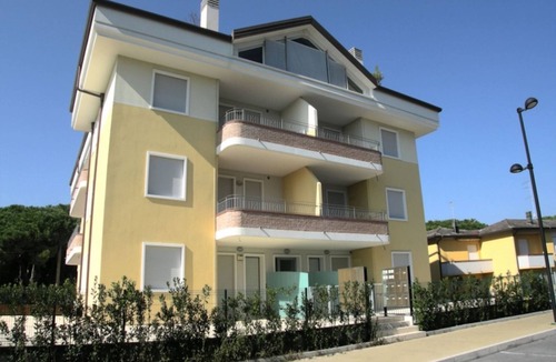 Rosolina Mare Apartment | Comfortable beachfront apartment
